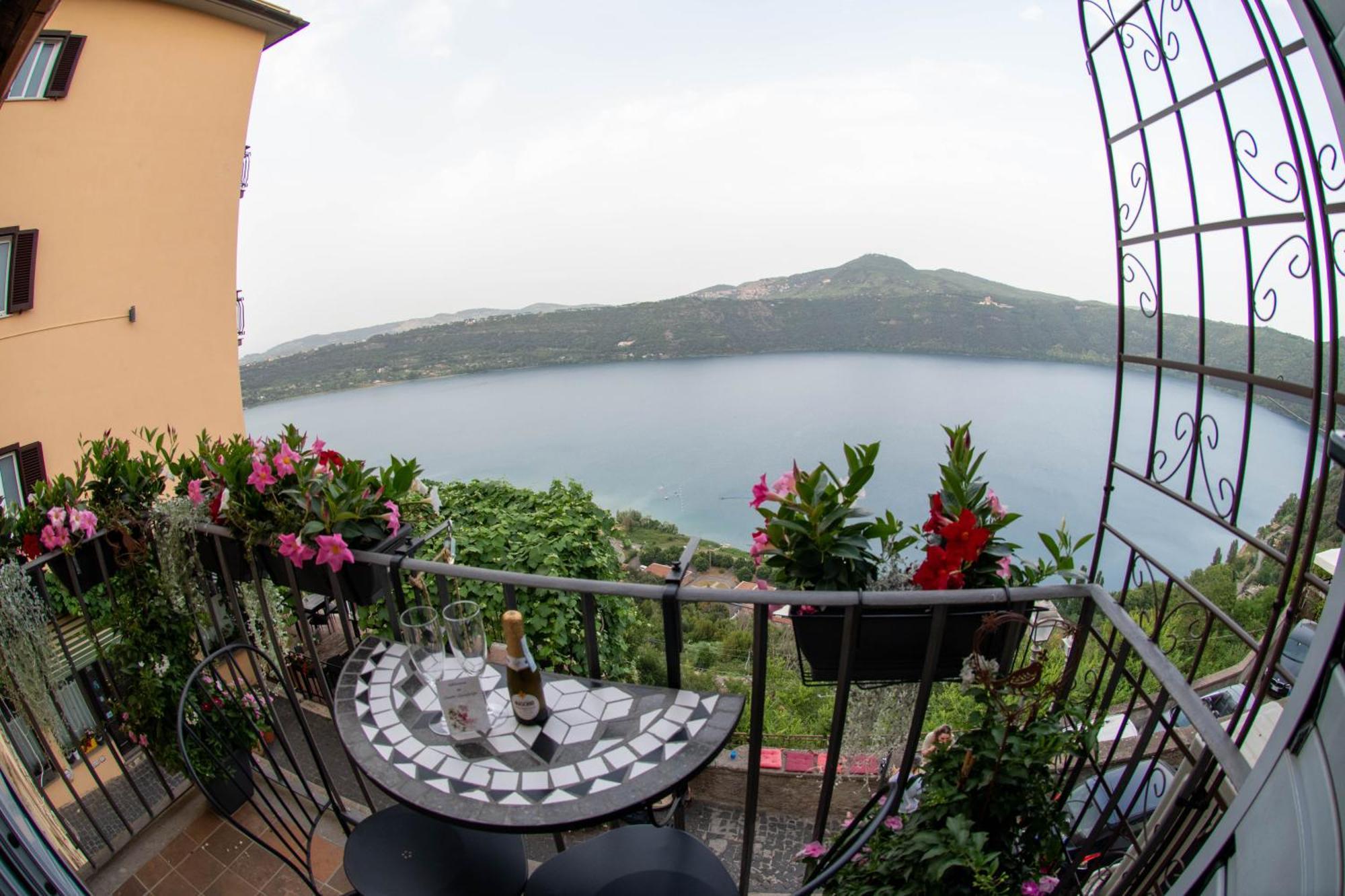 B&B Carpe Diem Vista Lago Castel Gandolfo Zewnętrze zdjęcie